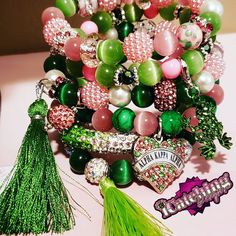 Hand-Crafted Beaded Bracelets Candy Bracelets, Pc Stand, Arm Candy Bracelets, Girly Bracelets, Bracelets Boho, Crystal Bead Jewelry, Jun 2023, Jewelry Organizer Diy, Boho Handmade