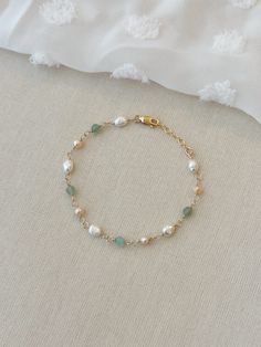 Pearl Gemstone Bracelet, 14K Gold Filled Gemstone Bracelet, Delicate Green Aventurine and Pink Pearl Bracelet, Womens Pearl Bracelet - Etsy UK Pearl Bracelet Making, Diy Pearl Bracelet Ideas, Green Aventurine Jewelry, Pink Pearl Bracelet, Pearl Bracelet Gold, Green Beaded Bracelets, Pearl Necklace Designs, Gems Bracelet, Handmade Jewelry Tutorials