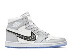 Dior Jordan 1's, Air Jordan Dior, Sepatu Air Jordan, Jordan Dior, Jordan 1 Dior, Air Dior, Baskets Jordans, Dior Sneakers, Dr Shoes