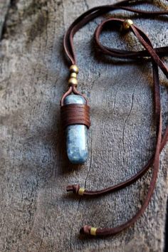 Blue Stone Necklace, Diy Collier, Leather Jewellery, Diy Schmuck, Leather Necklace, Jewelry Projects, Leather Jewelry, Blue Stone, Leather Cord