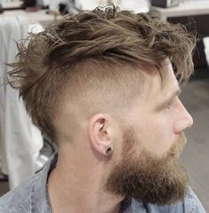 Messy Caucasian Mohawk High Fade Haircut, Faux Hawk Hairstyles, Mohawk Hairstyles, High Fade, Men Haircut Styles, Punk Hair, Mens Haircuts Fade