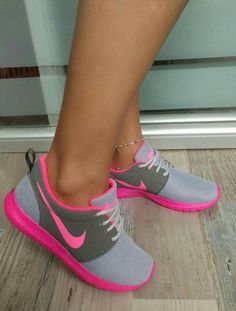 54 Women Sports Shoes That Will Make You Look Fantastic #nikefree  #nike  #nikeshoes  #shoes Trending Womens Shoes, Shoe Wardrobe, Cute Nike Shoes, Latest Shoe Trends, Womens Shoes High Heels, روتين العناية بالبشرة, Nike Shoes Women, Pumas Shoes