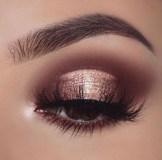 Wedding Makeup For Brown Eyes, Gold Eye Makeup, Glitter Eye, Smink Inspiration, Braut Make-up, Trendy Makeup, Inspirational Design, Make Up Looks