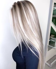 Balayage Blonde, Blonde Hair Inspiration, Blonde Hair Shades, Blonde Hair Looks, Hair Color Highlights, Hair Shades, Platinum Blonde Hair, Long Blonde