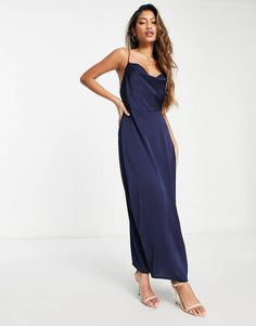 Vila – Brudtärnor – Marinblå maxiklänning i satin med draperad ringning | ASOS Winter Party Dress, Spring Floral Dress, Long Black Dress, Satin Slip Dress, Maxi Dress Trend, Tea Dress, Cocktail Dress Party