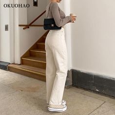 Brand Name: OkuohaoMaterial: CottonWaist Type: HIGHLength: Full LengthDecoration: RivetDecoration: WashedOrigin: CN(Origin)Jeans Style: StraightAge: Ages 18-35 Years OldModel Number: NF266SItem Type: JEANSGender: WOMENRelease Date: Autumn 2021Thickness: RegularStyle: CasualFabric Type: Cotton denimClosure Type: Zipper FlyFit Type: RegularWash: Light Off White Jeans Outfit, White Mom Jeans Outfit, Cream Jeans Outfit, White Denim Jeans Outfit, White Jeans Outfit Winter, White Mom Jeans, Mom Jeans Outfit Winter, Straight Jeans Outfit, White Jeans Winter