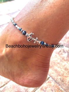 This beautiful ankle bracelet is made with silver glass beads, blue fauceted glass beads, silver Tibetan beads, and a silver anchor charm. Ankle Bracelet comes in several sizes, just choose your size from the drop down menu at checkout. Beaded Anklets Boho, Ankle Jewellery, Anklets For Women, Beaded Anklet, Ankle Jewelry, Anklets Boho, Anchor Charm, Beach Anklets, Women Anklets