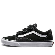 The iconic Vans Old Skool shoe gets a modern update with velcro closures in place of laces. This low-profile sneaker is made of black suede and canvas uppers for durability and style. The rubber waffle outsole provides superior traction, while the True White side stripe adds a classic touch. (SNKR) Vans With Velcro Straps, Velcro Vans Outfit, Black Velcro Vans, Old Skool Vans Outfit, Old Skool Outfit, Velcro Vans, Old School Vans, Vans Outfit, Back To School Fits