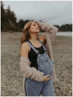 Fall Photo Shoot Outfits, Maternity Overalls, Maternity Photo Outfits, Gig Harbor Wa, Maternity Photoshoot Outfits, Maternity Photoshoot Poses, Family Photoshoot Outfits, Gig Harbor