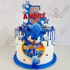 a sonic the hedgehog themed birthday cake