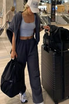 Sweatpants Outfits, Europe Outfits, Comfy Fashion