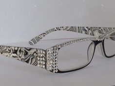 Rhinestone Black and white reading glasses with the elegant clear crystals. These glasses are gorgeous and high quality! White Glasses Frames, Y2k Prescription Glasses, Trashy Y2k Accessories, Flashy Clothes, Bedazzled Glasses, White Glasses, Random Items, Black Glasses, 2000s Glasses