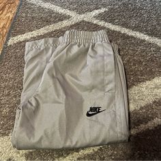 Vintage Nike 2001 To 2006 2t Zipper Pants Never Worn But Washed Once Tracksuit Bottoms, Nike Trackpants, Aesthetic 2024, Nike Bottoms, Zipper Pants, Kids Nike, Vintage Nike, Kids Bottoms, Kids Shop