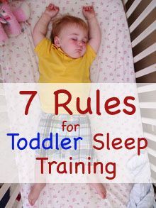 a baby laying in bed with the words 7 rules for toddler sleep training