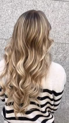 Babylights Brunette, Highlights Brown Hair Balayage, Blonde Hair Goals, Colors Inspiration, Brunette Hair With Highlights, Brown Hair Balayage, Highlights Brown Hair, Hair Summer, Ombre Balayage