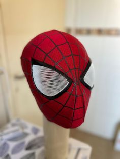 Amazing SpiderMan 2 replica mask, it includes a faceshell with magnetic lenses printed in resin (anti-fog) Spiderman Mask, Spiderman 2, Very Funny Pictures, Amazing Spiderman, Amazing Spider, Adult Costumes, Spiderman, Selling On Etsy, Sell On Etsy