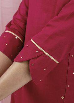 Sleeves Designs for Kurtis Suit Sleeves Design, Sleeves Design For Kurtis, Manset Lengan, Womens Pants Design