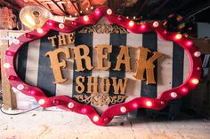 Haunted Circus, Haunted Carnival, Diy Carnival, Creepy Carnival, Halloween Circus, Dark Circus, Diy Event, Marquee Sign