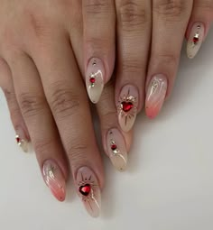 @diananailedit Wife Nails, Concert Nails, Pink Tip Nails, Red And Gold Nails, Nails Collection, Gel Manicures, Piper Mclean, Simple Gel Nails, Classy Acrylic Nails