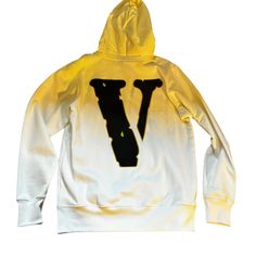 Juice Wrld X Vlone Legend Hoodie White Extremely Limited And Very Rare Sold Out In Minutes After The Drop Iykyk In Hand (Ships Out In 1-3 Business Days) Price Is Firm Unless Bundled Hoodie White, The Drop, White Hoodie, Very Rare, White Color, White Black, Juice, White And Black, Mens Shirts