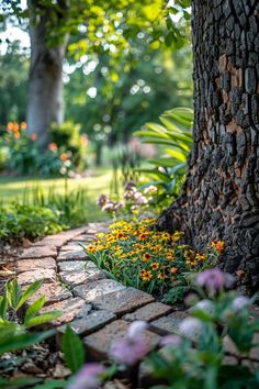 Creative Brick Tree Ring Ideas for Your Yard Woods Edge Landscaping, Brick In Landscaping, Yard Flowers Ideas Backyards, Bricks Landscaping Ideas, Garden Path Landscaping, Bricks Design Outdoor, Flower Bed Around Tree Stump, Gardening Around A Tree, Landscape With Bricks