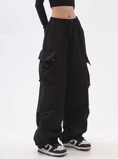 DETAILSMaterial: PolyesterClosure Type: Elastic WaistPattern Type: SolidWaist Type: MID Streetwear Spring, Baggy Cargo Pants