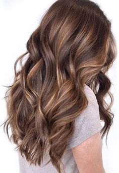 Beautiful Light Brown Hair, Light Brown Hair Color, Beautiful Brown Hair, Rambut Brunette, Brown Hair Shades, Brown Hair Color, Brown Hair With Blonde Highlights, Hair Color Light Brown, Brunette Balayage Hair