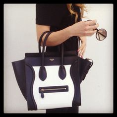 Céline bag. I wish I could afford the original. A girl can dream! Best Handbags, Love Hair, Classic Beauty, Arm Candy, Bag Fashion