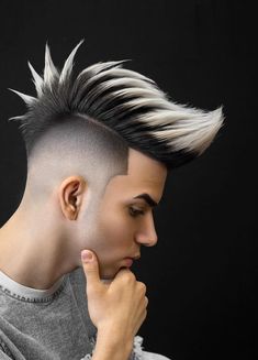 Hair style for men Men Haircolours, Haircut Designs For Men, Hair Designs For Men, Hair Cut Guide, Platinum Highlights, Mens Haircuts Short Hair, Boys Haircut, Shaved Hair Designs, Mens Hair Colour