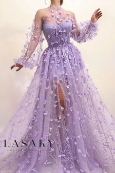 Lasaky - Elegant Long-Sleeved Purple Netted Lace Formal Evening Dress featuring a Slim-Fitting Skirt Robes D'occasion, Long Sleeve Prom, فستان سهرة, A Line Prom Dresses, Fairytale Dress, Aline Dress, Prom Outfits, Prom Dresses With Sleeves, Prom Dresses Long With Sleeves