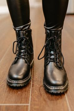 Super cute ankle boots with laces. Fit true to size. Boots With Laces, Cute Ankle Boots, Walk By Faith, Living Life, Walking By, Dr. Martens Boots, Live Life, Black Boots, Combat Boots