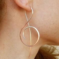 New “Do Re Mi” Minimalist Earrings! Featuring Treble Clef In Beautiful Gold Color. These Carefully Handcrafted Earrings Are Perfect For You Or As A Gift For A Music Lover/Choir/Band Member! New Condition Originally $46- Offer Me! 925 Sterling Silver, Gold-Plated Festival, Anthropologie, Mothers Day, Wedding, Spring/Summer/Fall/Winter, Birthday, Easter, Graduation, Valentine,Christmas, Brandy Melville, Baublebar, Sister, Bridesmaid, Retro, Sterling Silver Bestfriend, Lulus, Hippie, Urban Outfitte Music Inspired Fashion, Sister Bridesmaid, Do Re Mi, Winter Birthday, Wedding Spring, Treble Clef, Music Themed, Music Note, Music Gifts