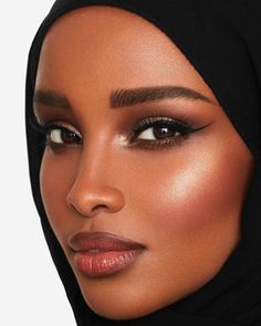 Somali Makeup, African Makeup, Makeup Dark, 70s Makeup, Summer Makeup Looks, Unique Makeup, Black Makeup, Dark Feminine, Beauty Goals