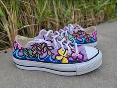 Custom Vans Slip On, Painted Canvas Shoes, Converse Low, Custom Converse, Vans Slip On, Sneakers Athletic, Custom Vans, Dream It, Shoe Art