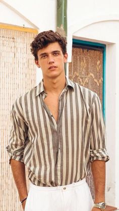 Look Hippie Chic, Xavier Serrano, Mens Summer Outfits, Mens Casual Outfits Summer, Outfits Hombre, Stylish Mens Outfits, Streetwear Men Outfits, Men Fashion Casual Outfits, Summer Outfits Men