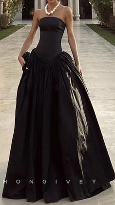 Grad Dresses, Black Evening Dresses, Black Party, Fancy Outfits, Evening Dresses Prom