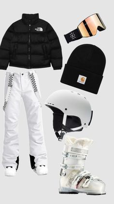 Snow Board Outfits For Women, Aesthetic Ski Outfit, North Face Ski Outfit, Skiing Outfit Aesthetic, Ski Outfits For Women Style, Snow Pants Outfit, Snow Boarding Outfits Woman, Cute Skiing Outfit