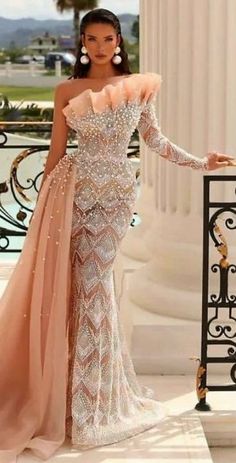 Wedding Guest Dresses Long, Dinner Gowns, Ankara Dress Styles, African Prom Dresses, Pretty Quinceanera Dresses, Afrikaanse Mode, Gowns Dresses Elegant, Lace Dress Styles, Dinner Dress Classy