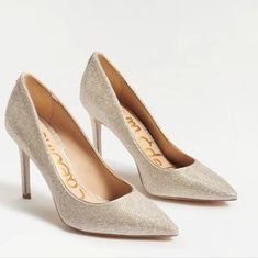 Classic Heels With A Modern Update. Pointed Toe Stilleto Heels. Slip-On. Light Gold Mesh Color.Nwot. Black Pointed Toe Heels, Sam Edelman Heels, Blue Suede Heels, Caged Heels, Stunning Shoes, Classic Heels, Kitten Heel Pumps, Strappy Sandals Heels, Pointed Toe Heels