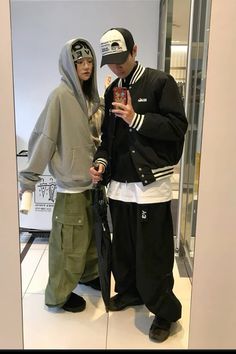 Hijabi Fashion Casual, Stylish Couple, Hijabi Fashion, 가을 패션, Fashion Lookbook, Cute Fits, Fall Winter Outfits, Japanese Fashion