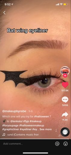 Graphic Eyeliner Halloween, Bat Eyeliner Hooded Eyes, Halloween Graphic Eyeliner, Eyeliner Spiderweb, Bat Wing Makeup, Bat Costume Makeup, Easy Halloween Eyeliner, Bat Makeup Halloween, Bat Wing Liner