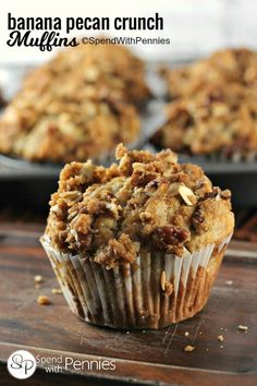 banana pecan crunch muffins with crumbs on top