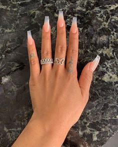 Nails On Black Women, Nails Black Women, Nails Black, Girls Nails, Minimalist Nails, Fire Nails, Coffin Nails Designs, Pretty Acrylic Nails, Dope Nails