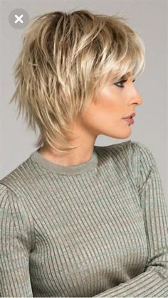 Short Shag Haircuts, Popular Short Hairstyles, Short Shag Hairstyles, Messy Short Hair, Short Hairstyles For Thick Hair, Shag Hairstyles, Short Layered Haircuts, Best Short Haircuts