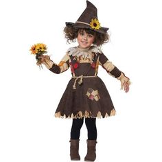 You probably won't be able to scare off many crows with this adorable scarecrow on your lawn. This super cute costume for toddlers is just the right look for getting into the spirit of Halloween without being too scary! Pumpkin Patch Outfit Kids, Scarecrow Cosplay, Scarecrow Dress, Tin Man Costumes, Scarecrow Halloween, Theater Costumes, Halloween Infantil, Toddler Girl Halloween, Scarecrow Costume