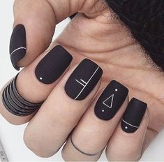 imagem descoberto por shaymagyan77. Descubra (e salve!) suas próprias imagens e vídeos no We Heart It Black Nail Art, Super Nails, Black Nail, Trendy Nail Art, Trendy Nail Design, Matte Nails, Perfect Nails, Black Nails, Trendy Nails