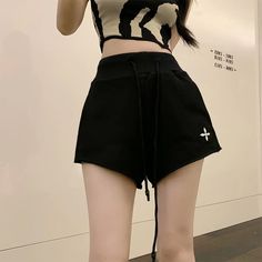 Cross Print High Waist Drawstring Casual Shorts Ulzzang Lifestyle, Fem Clothing, Outfits With Shorts, Fem Outfits, Feminine Clothes, Girly Style Outfits, Drawstring Waist Shorts, Girly Style, Monster Art