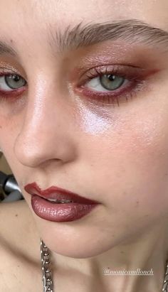 House Party Makeup, Everyday Fairy Makeup, Ethereal Grunge Makeup, Simple Artsy Makeup, Hozier Makeup, Weird Makeup Looks, Camp Makeup, Gen Z Makeup, Brunch Makeup