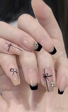 https://dijbi.com/fashion-mistakes-make-people-look-much/?utm_source=zonesha&utm_medium=link&utm_campaign=airport Hello Nails, Girly Acrylic Nails, Blush Nails, Work Nails, Nail Swag, White Nail