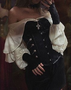 Halloween Costumes 2022, Pirate Girl, Fair Outfits, Yennefer Of Vengerberg, Fest Outfits, Corset Outfit, Halloween This Year, The Underworld, Creative Halloween Costumes